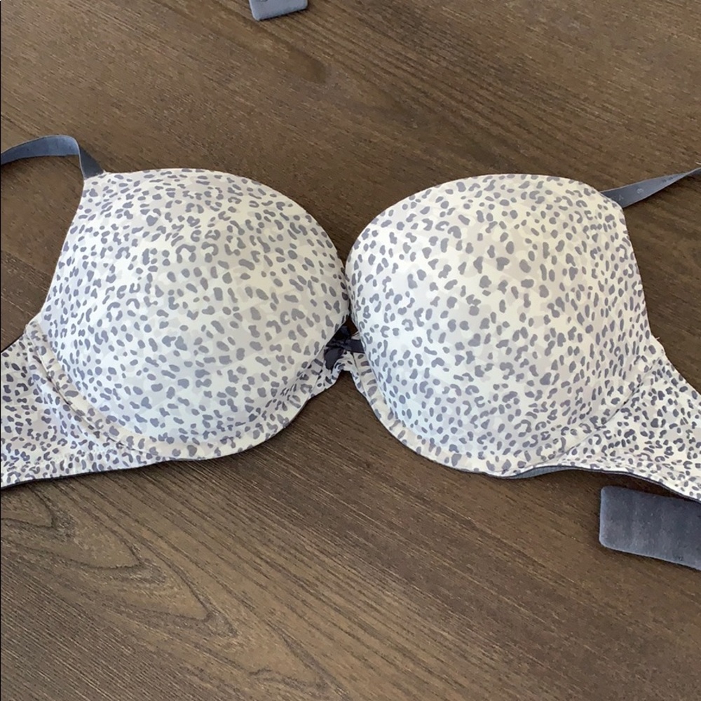 Victoria Secret Leopard Plunge Bra